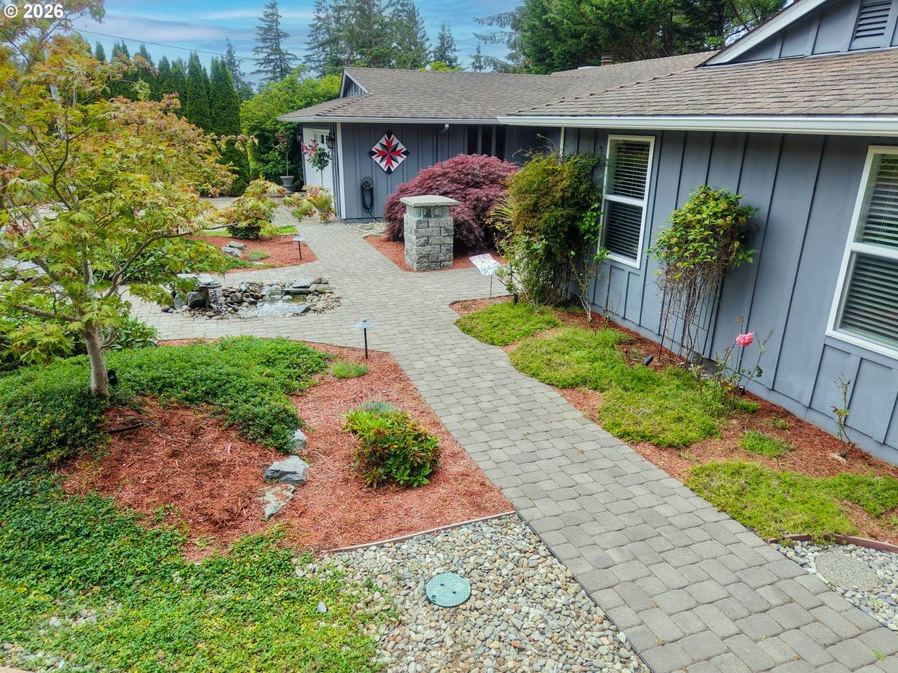 https://bt-photos.global.ssl.fastly.net/portland/1280_boomver_3_543618343-2.jpg