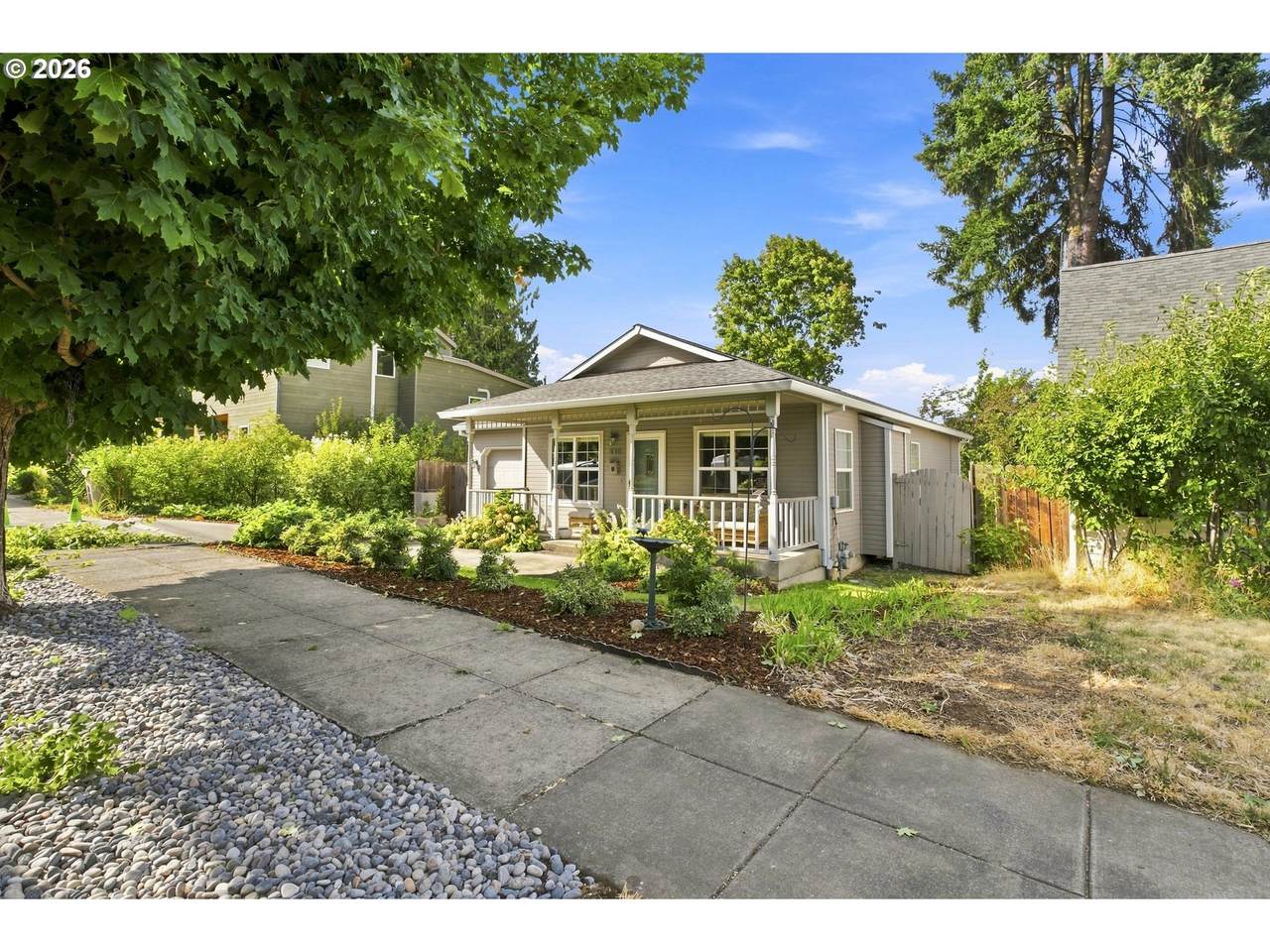 https://bt-photos.global.ssl.fastly.net/portland/1280_boomver_1_543850453-2.jpg