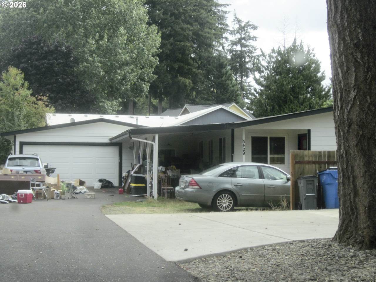 3409 119TH Ave - Photo 1