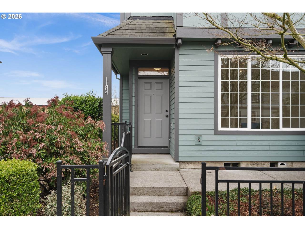 https://bt-photos.global.ssl.fastly.net/portland/1280_boomver_1_545646950-2.jpg