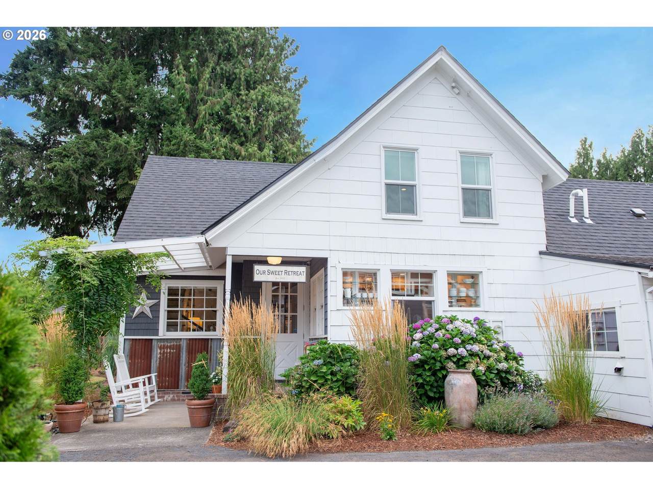 https://bt-photos.global.ssl.fastly.net/portland/1280_boomver_1_545930100-2.jpg