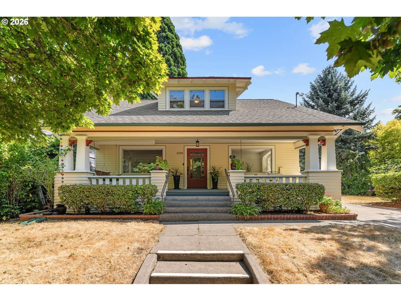 https://bt-photos.global.ssl.fastly.net/portland/1280_boomver_1_547817221-2.jpg