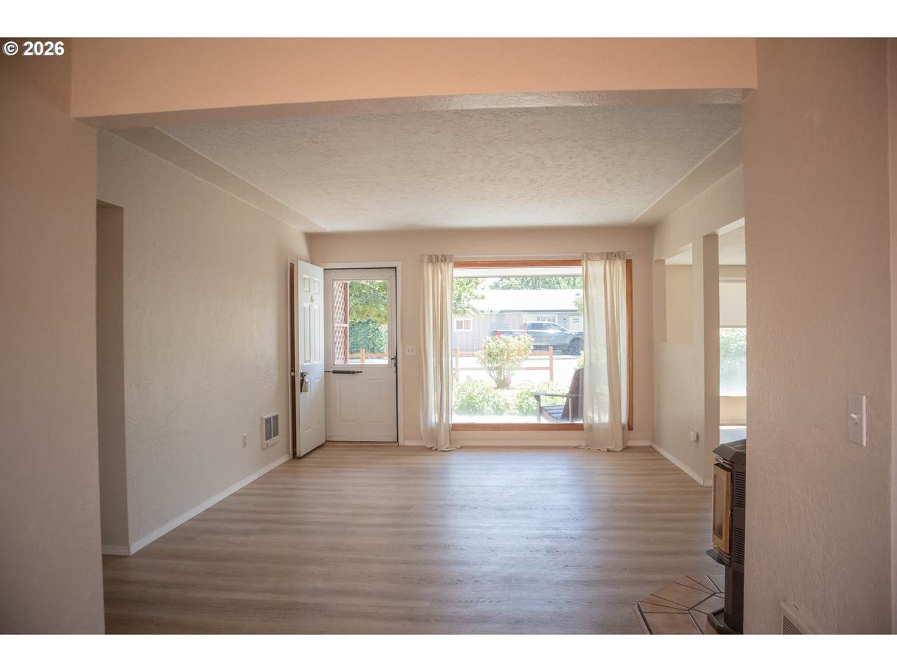 https://bt-photos.global.ssl.fastly.net/portland/1280_boomver_1_548828659-2.jpg