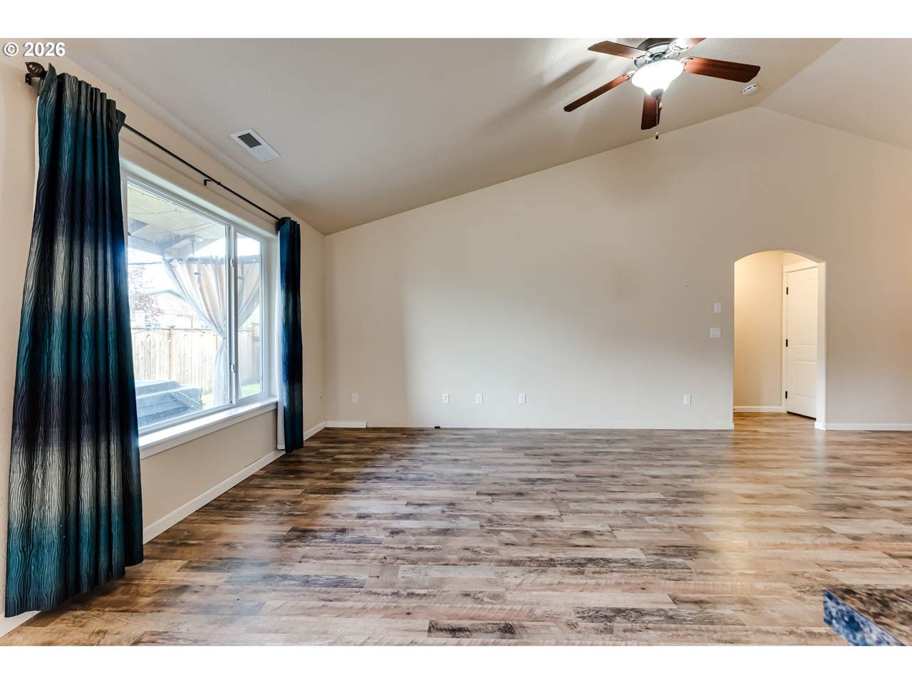 https://bt-photos.global.ssl.fastly.net/portland/1280_boomver_1_549020635-2.jpg