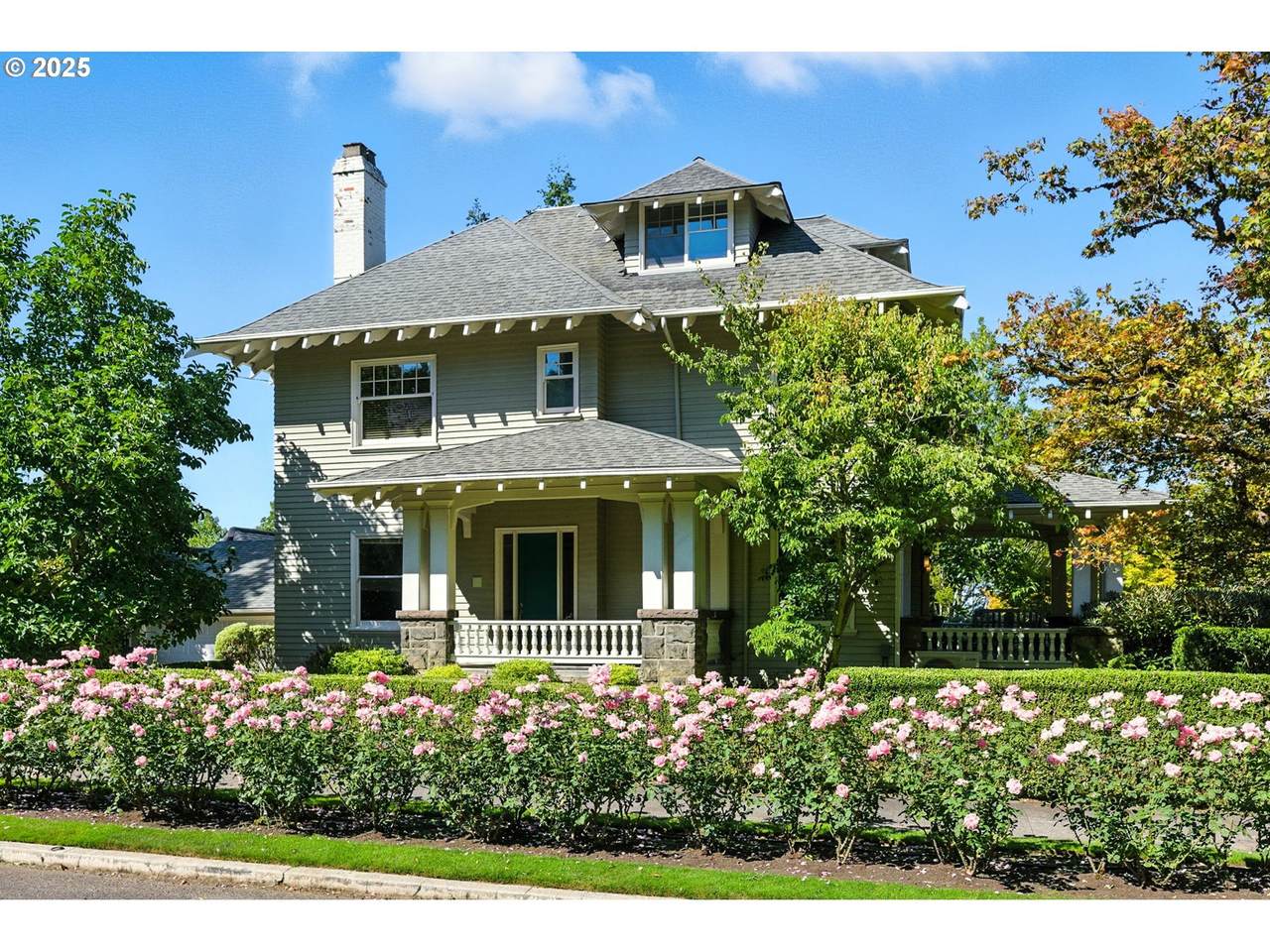 2233 18TH Ave - Photo 1