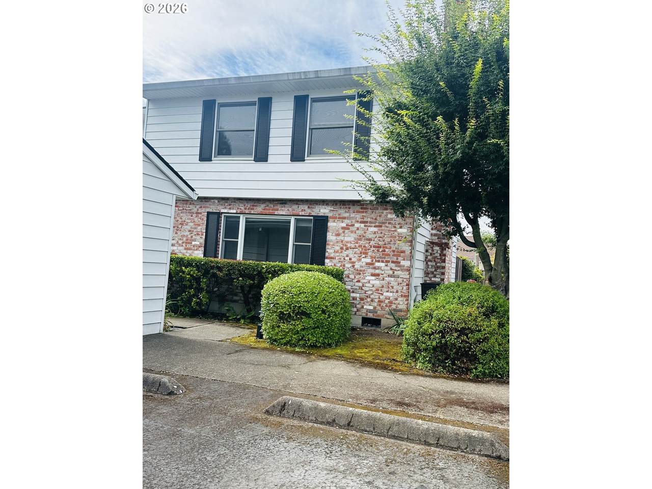 14272 Farmington Rd - Photo 1