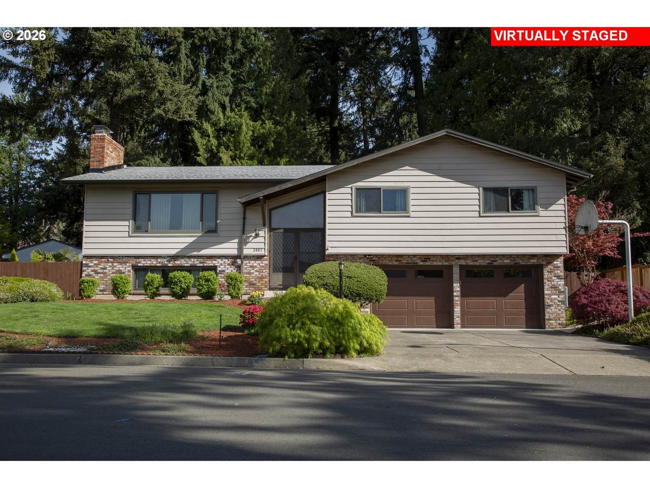 2883 Spruce St - Photo 1