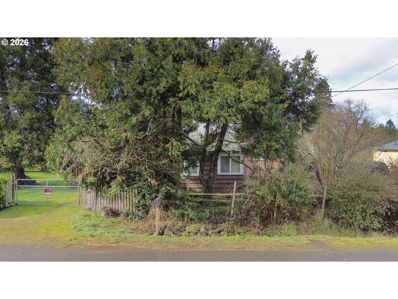 https://bt-photos.global.ssl.fastly.net/portland/1280_boomver_1_551150855-2.jpg