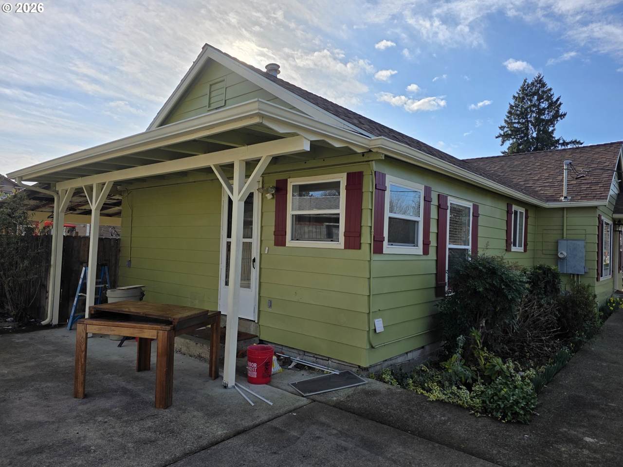 https://bt-photos.global.ssl.fastly.net/portland/1280_boomver_1_552193726-2.jpg