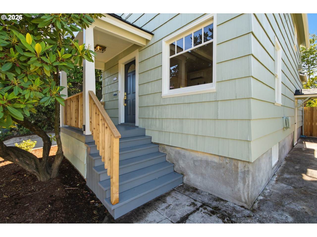 https://bt-photos.global.ssl.fastly.net/portland/1280_boomver_1_552224065-2.jpg