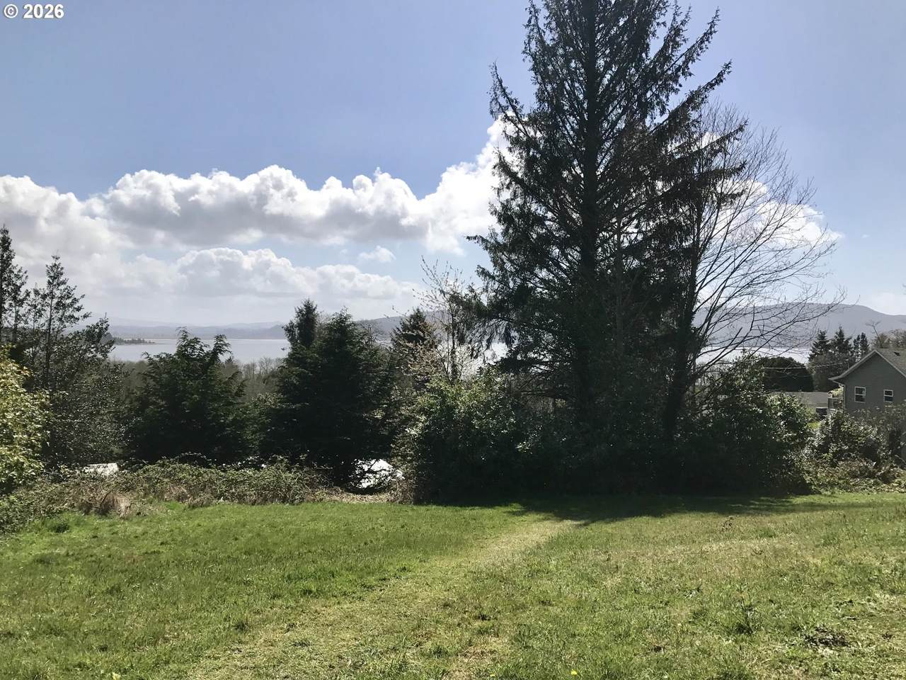 47 South Ridge Dr - Photo 1