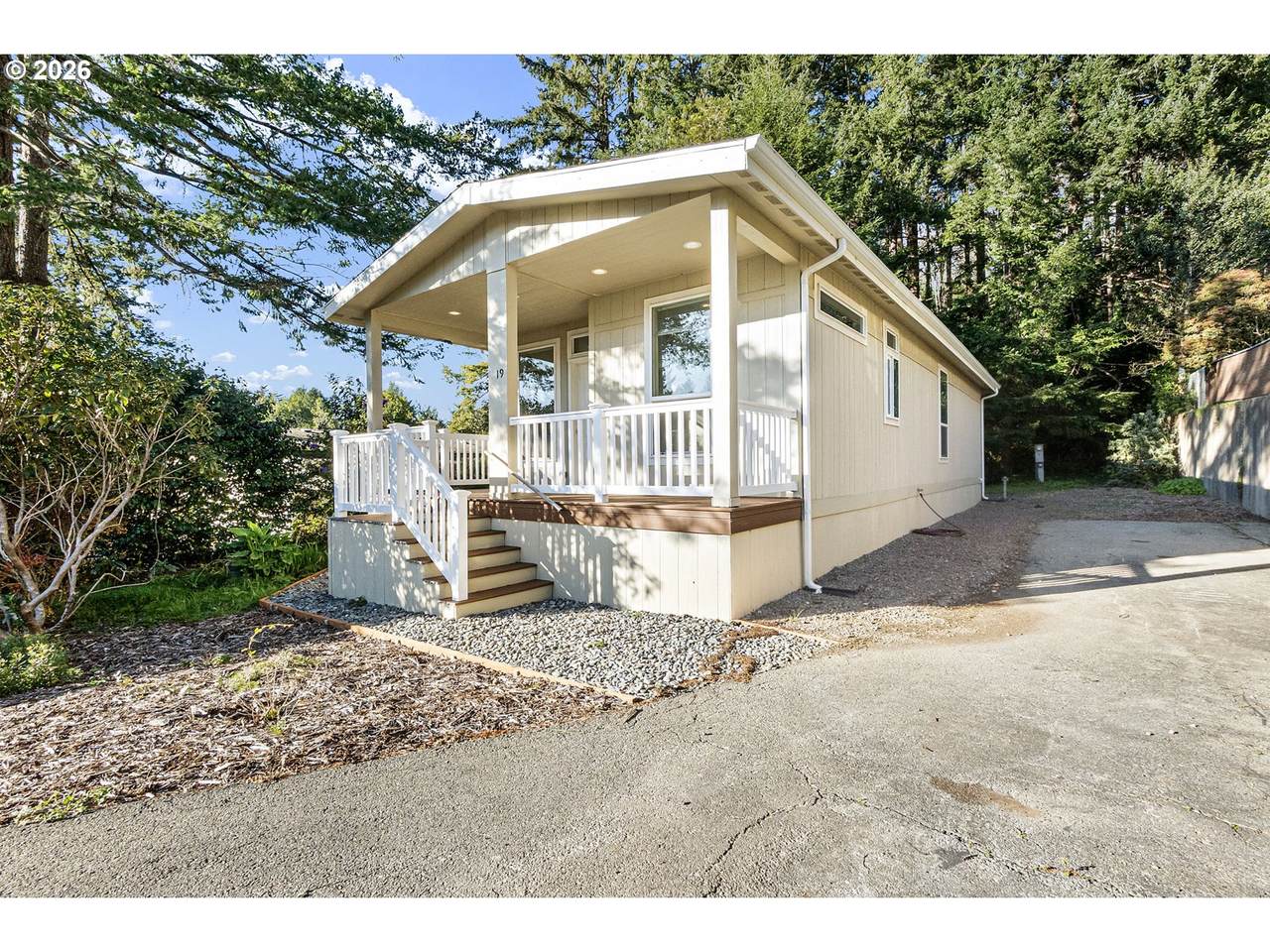 98041 Hallway Rd - Photo 1