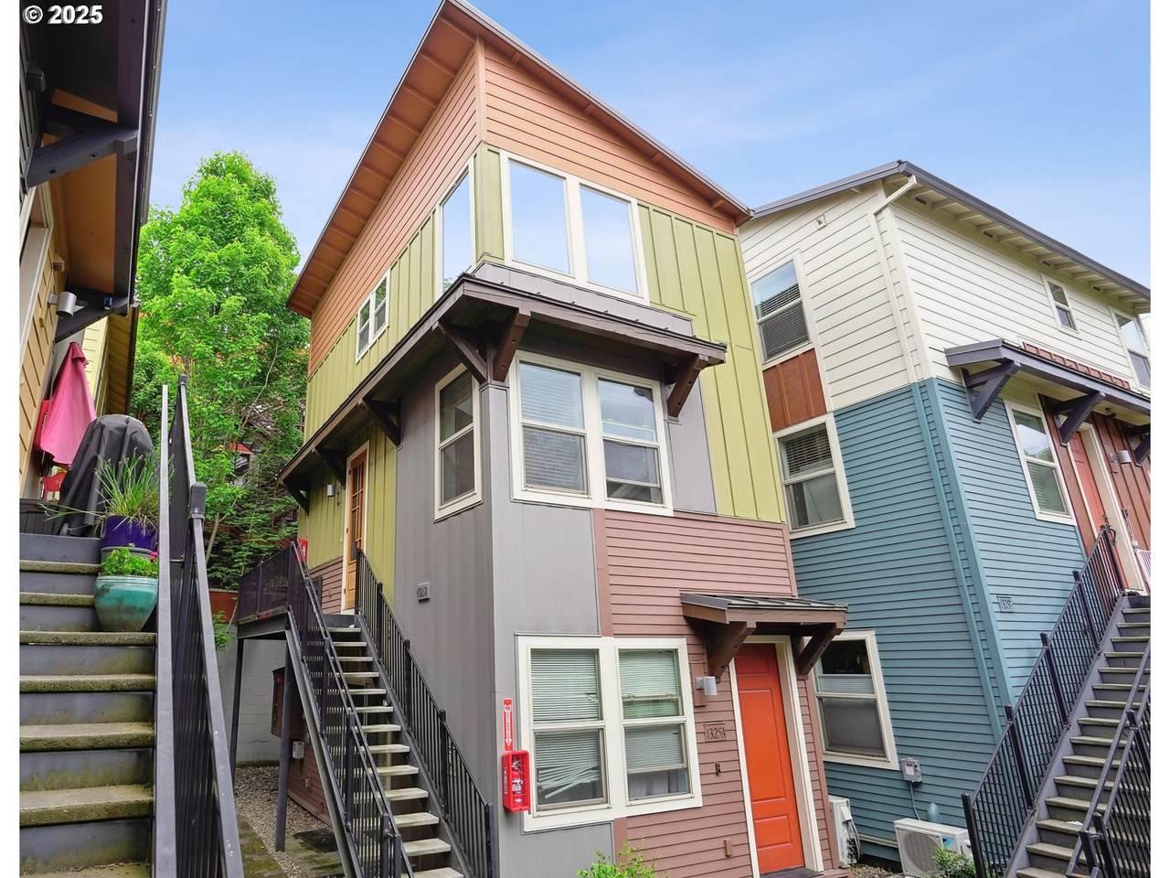 4325 Division St - Photo 1