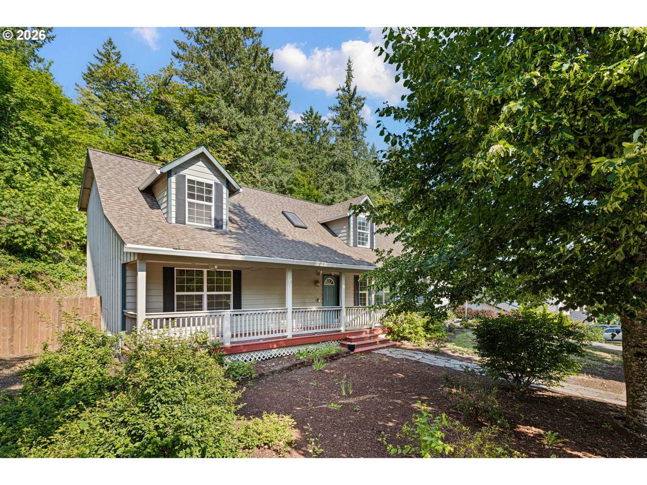 https://bt-photos.global.ssl.fastly.net/portland/1280_boomver_1_555442868-2.jpg