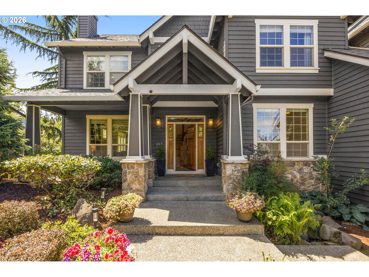 https://bt-photos.global.ssl.fastly.net/portland/1280_boomver_1_555493679-2.jpg
