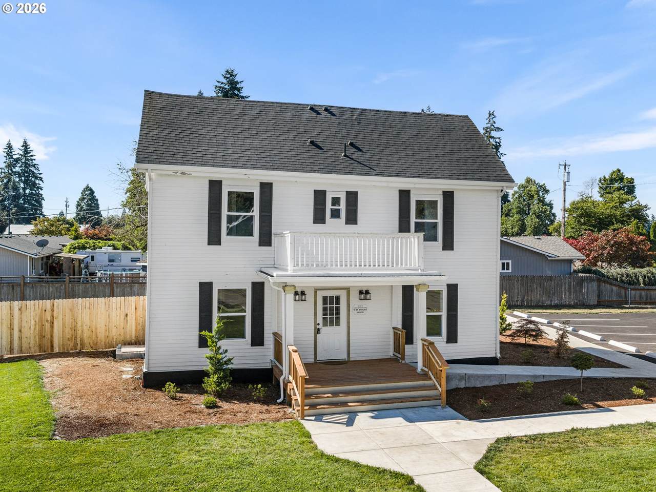 https://bt-photos.global.ssl.fastly.net/portland/1280_boomver_1_555613542-2.jpg