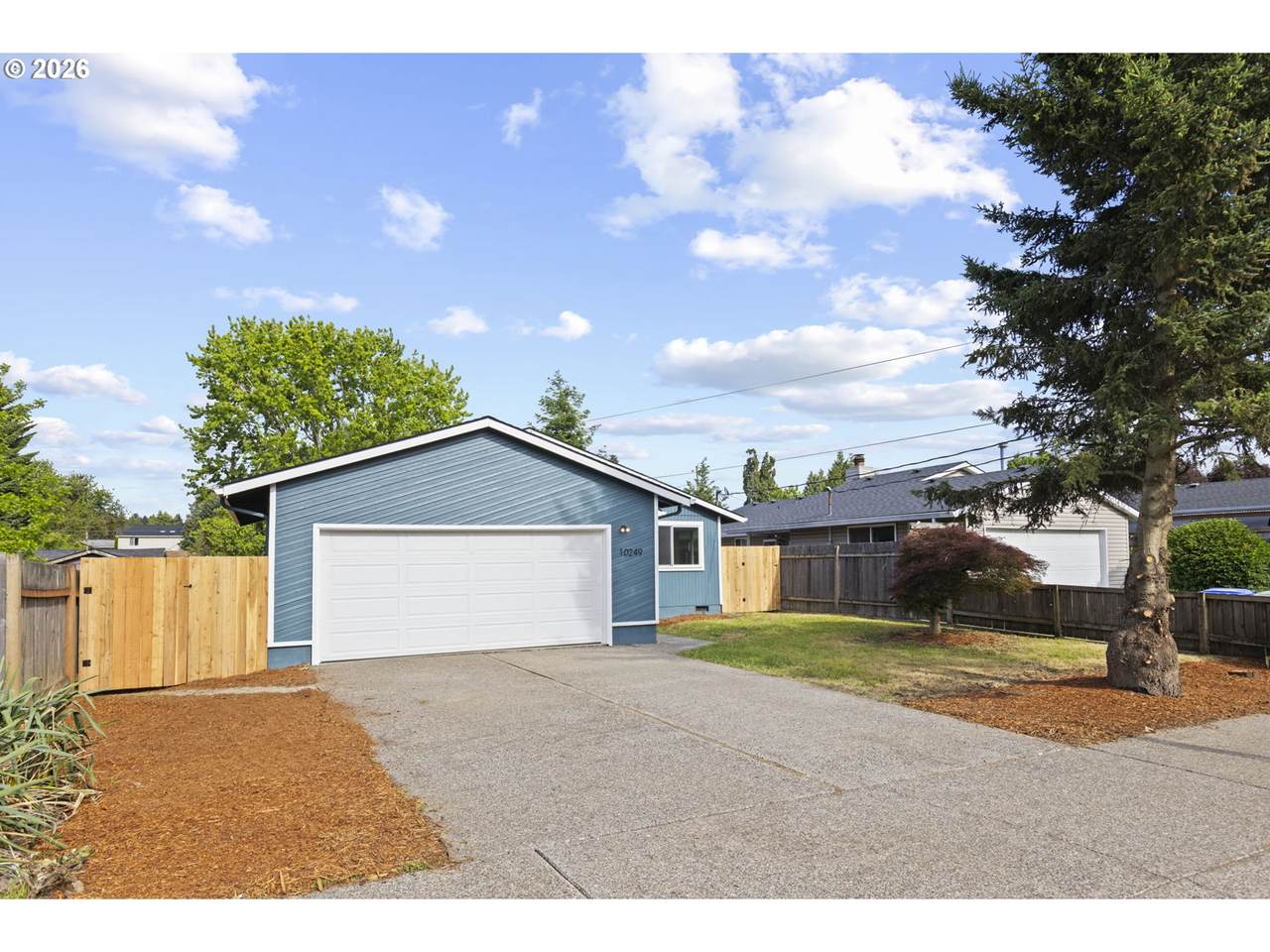 https://bt-photos.global.ssl.fastly.net/portland/1280_boomver_1_555676113-2.jpg