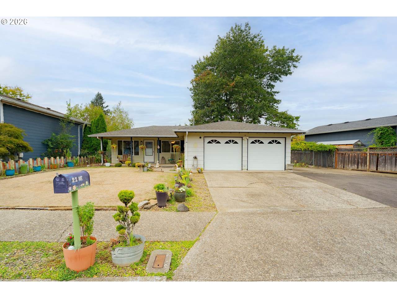 21 199TH Ave - Photo 1