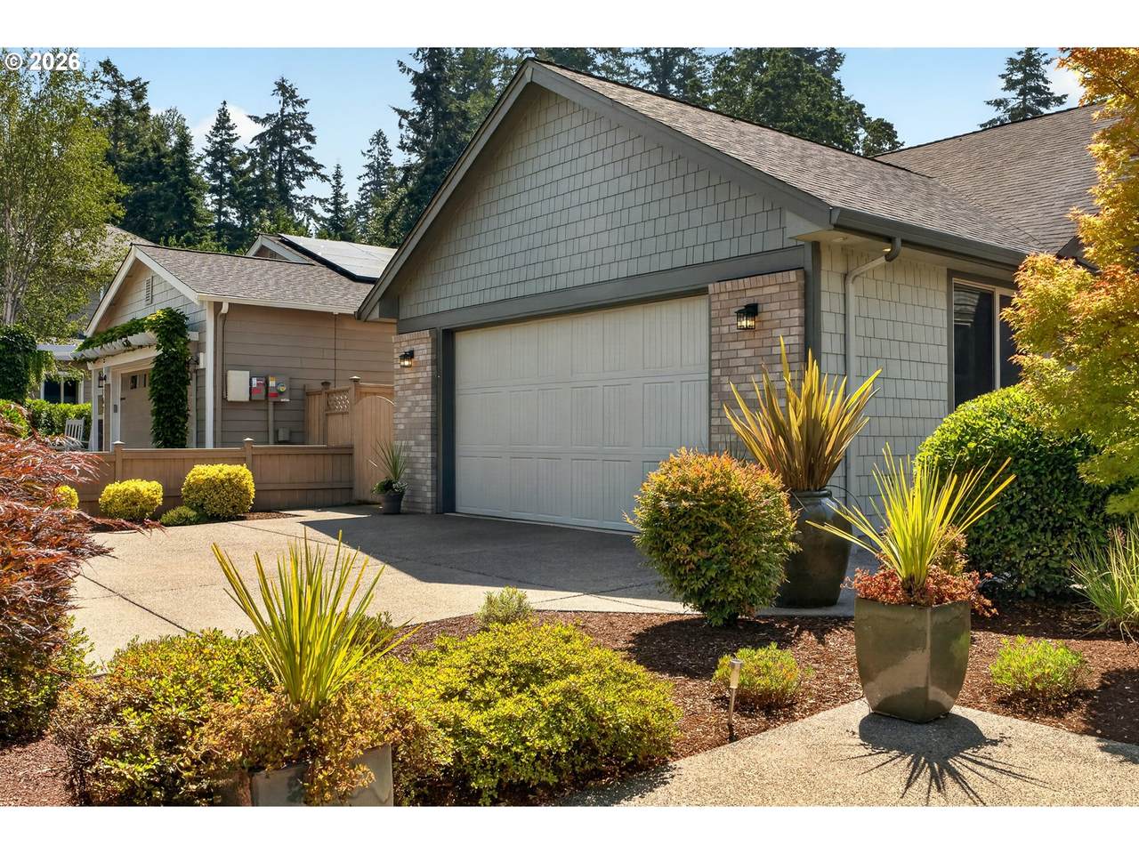 https://bt-photos.global.ssl.fastly.net/portland/1280_boomver_1_558317815-2.jpg