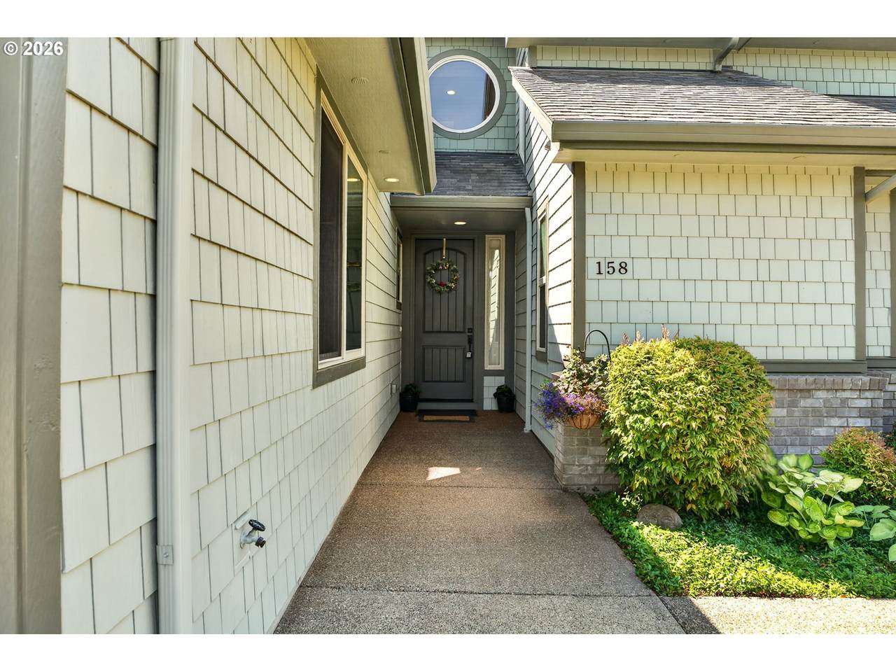 https://bt-photos.global.ssl.fastly.net/portland/1280_boomver_1_558317815-2.jpg