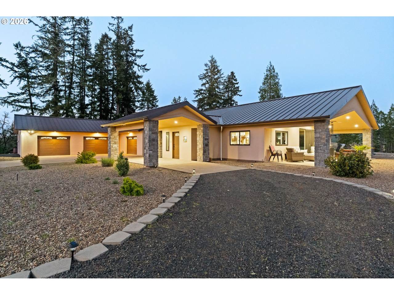 https://bt-photos.global.ssl.fastly.net/portland/1280_boomver_1_559013794-2.jpg