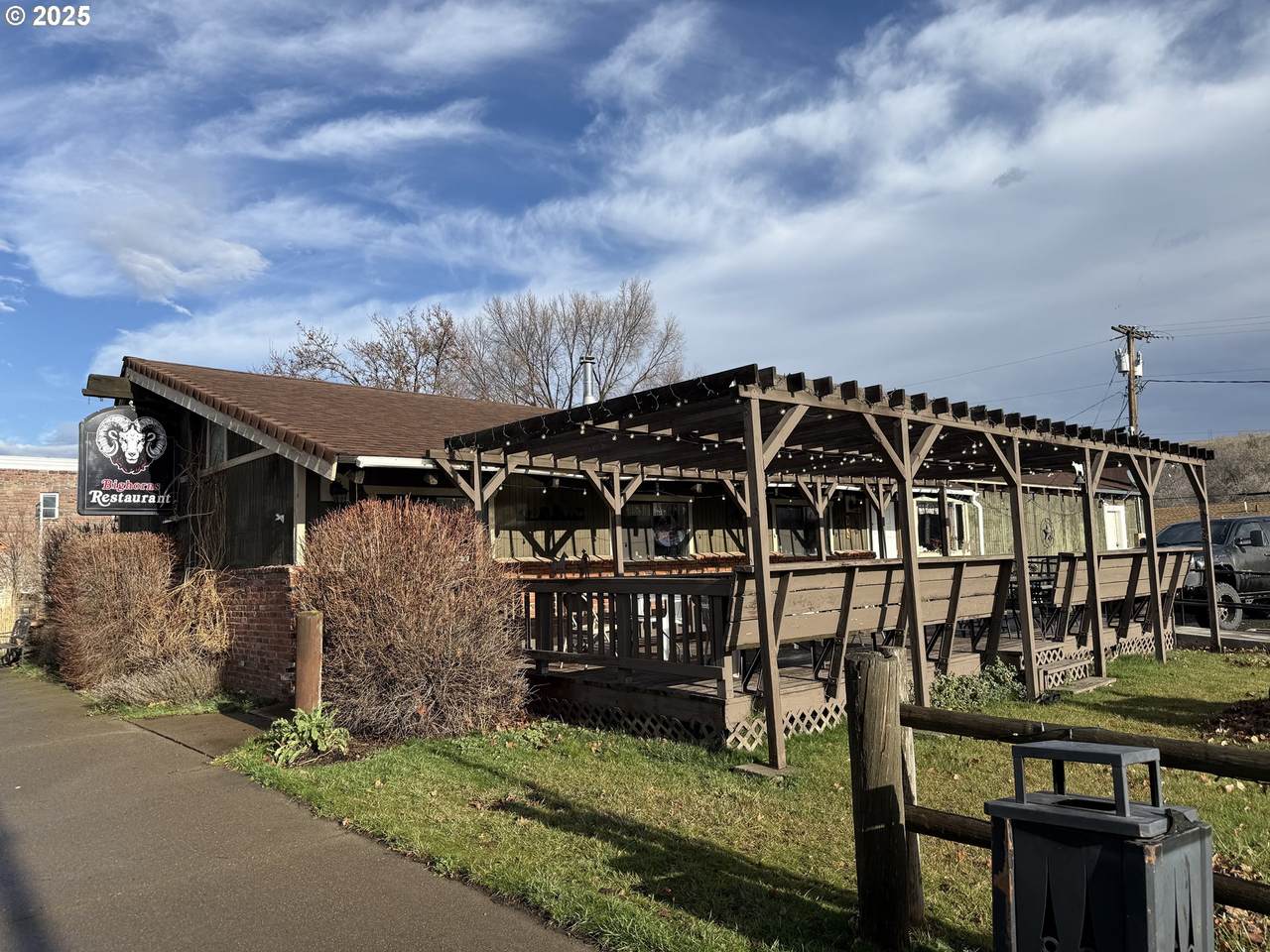 795 Alder St - Photo 1