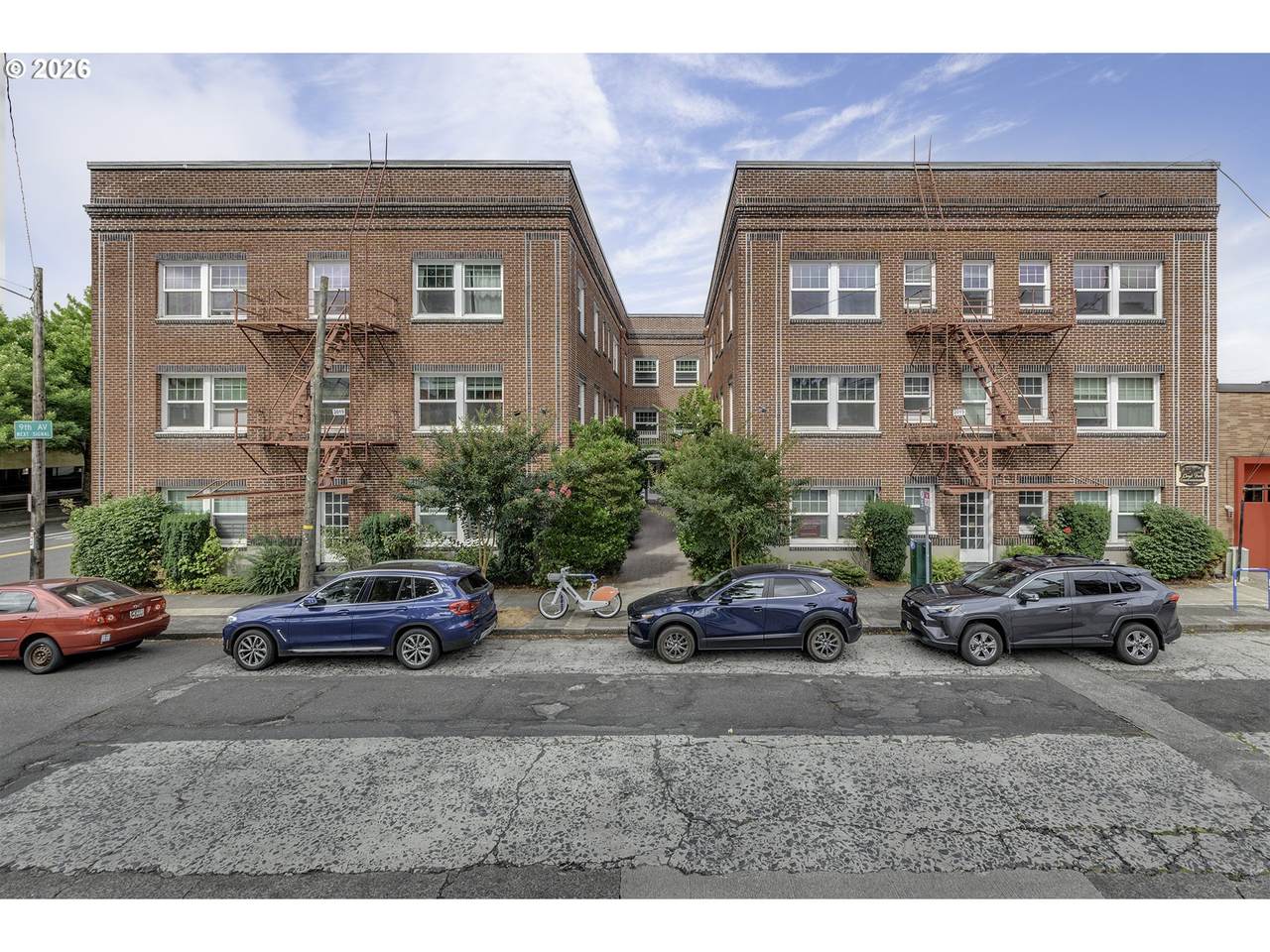 1509 10TH Ave - Photo 1