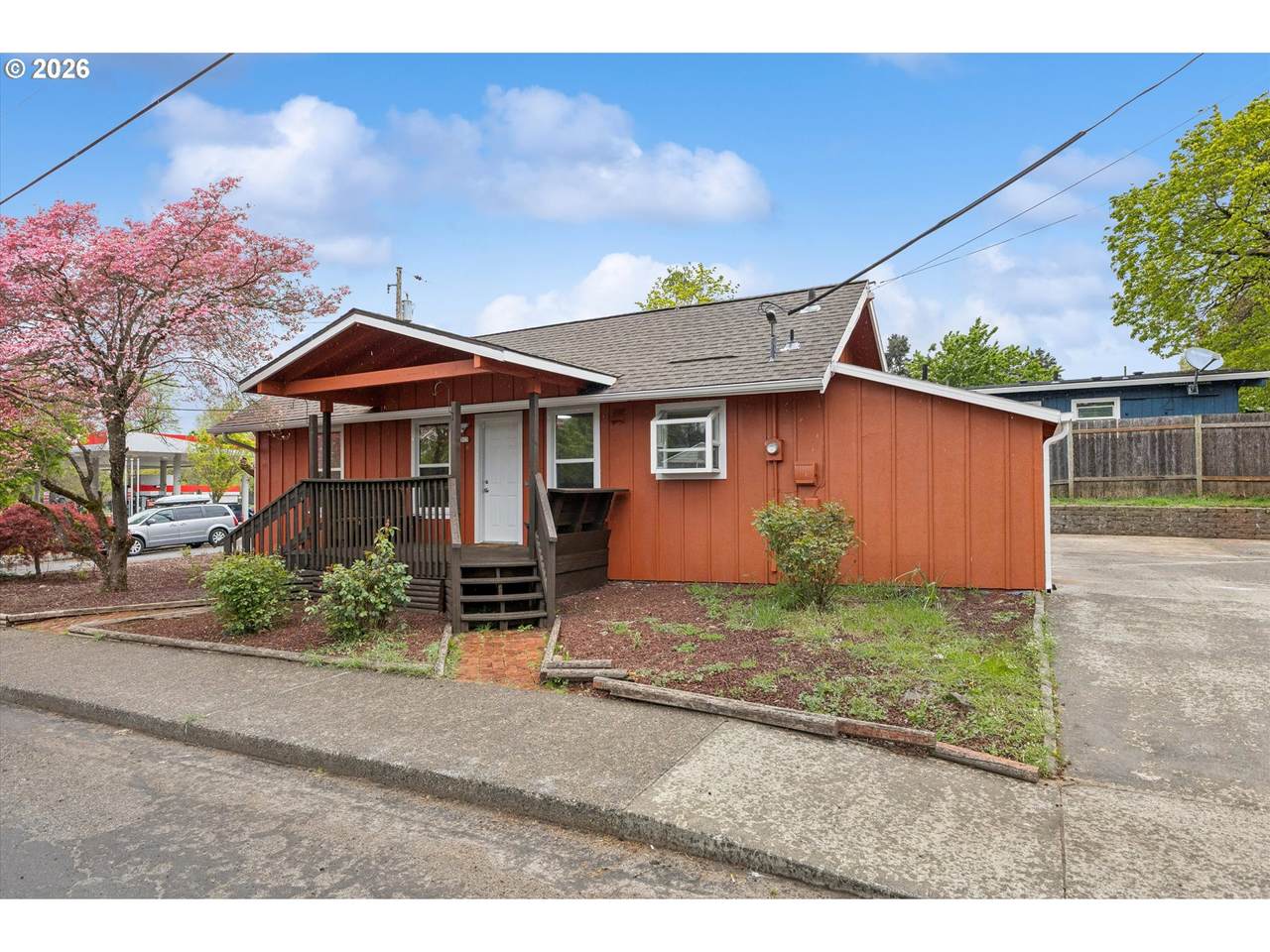 https://bt-photos.global.ssl.fastly.net/portland/1280_boomver_1_560301774-2.jpg