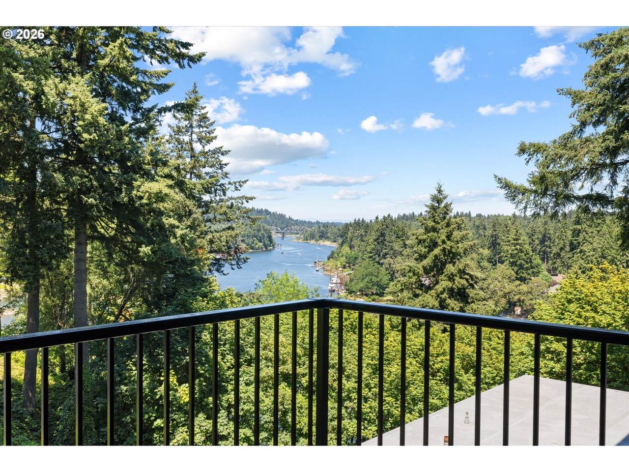 https://bt-photos.global.ssl.fastly.net/portland/1280_boomver_1_560783527-2.jpg
