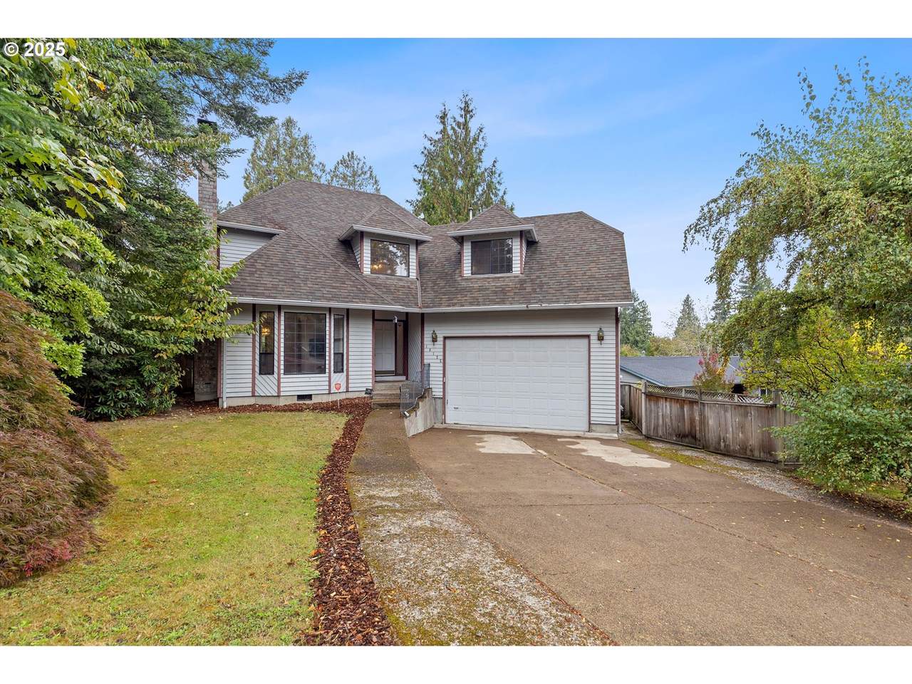 10125 72ND Ave - Photo 1