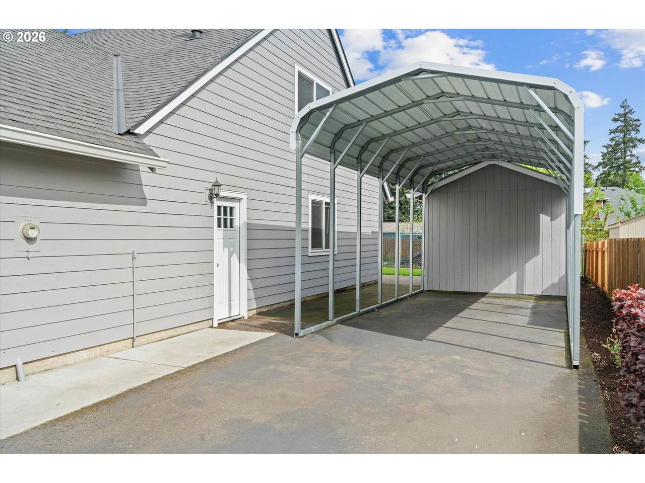 https://bt-photos.global.ssl.fastly.net/portland/1280_boomver_1_565804529-2.jpg