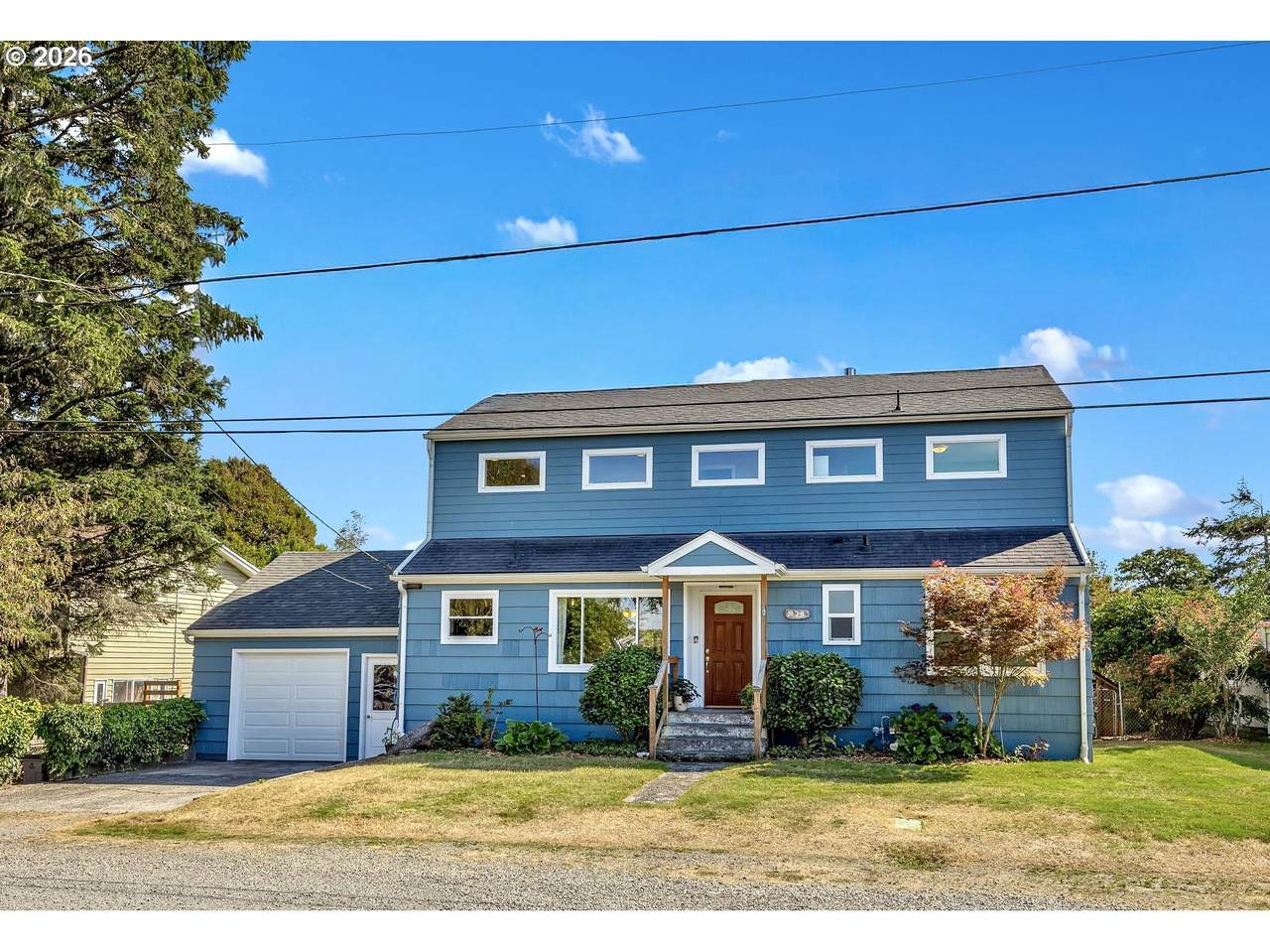 821 14TH Ave - Photo 1