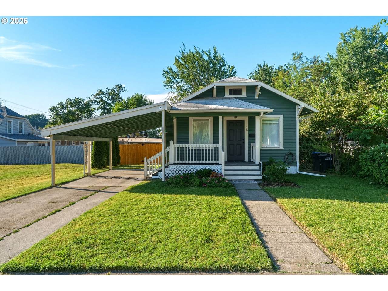 15 Whitman St - Photo 1