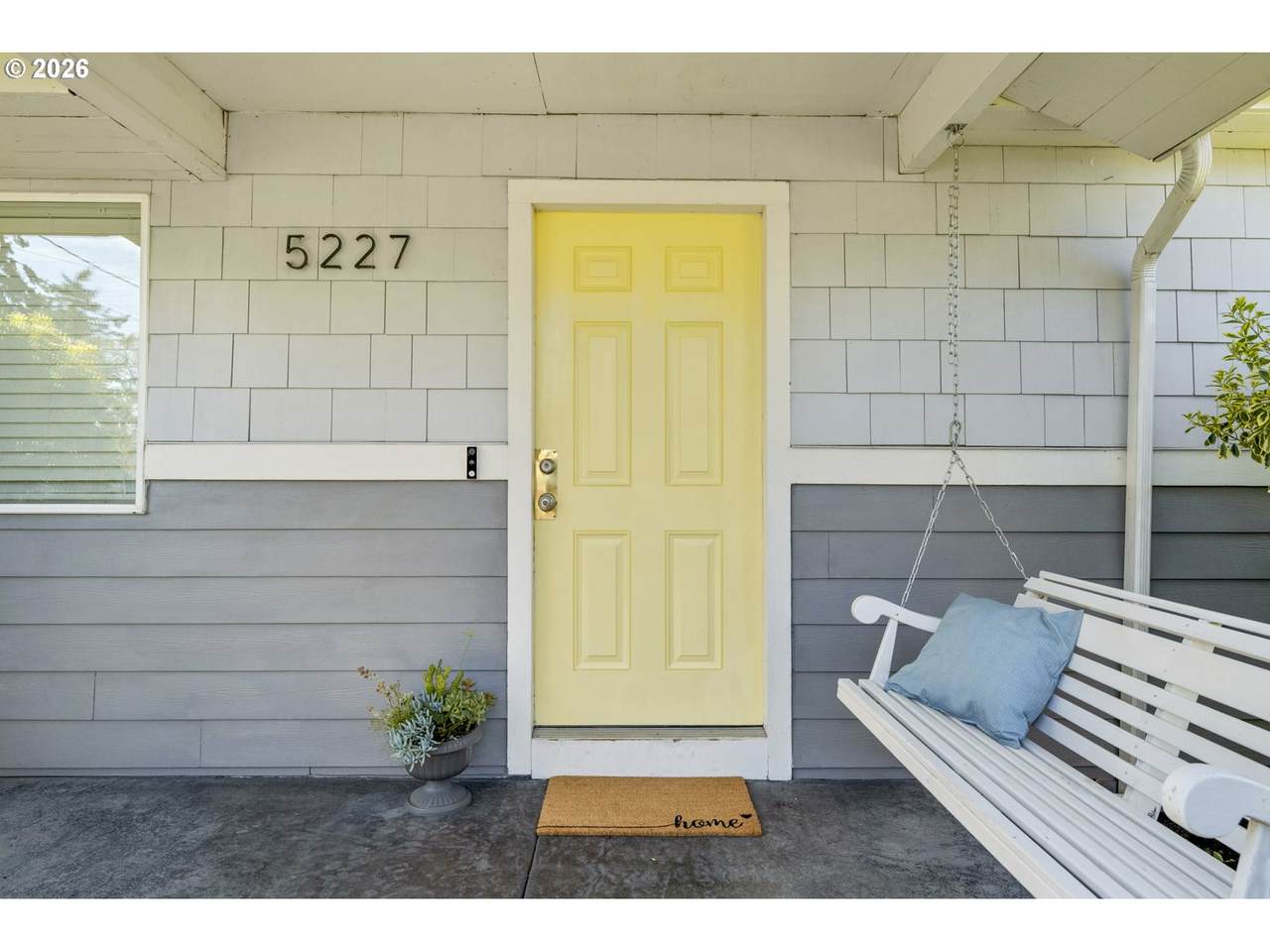 https://bt-photos.global.ssl.fastly.net/portland/1280_boomver_1_568294624-2.jpg