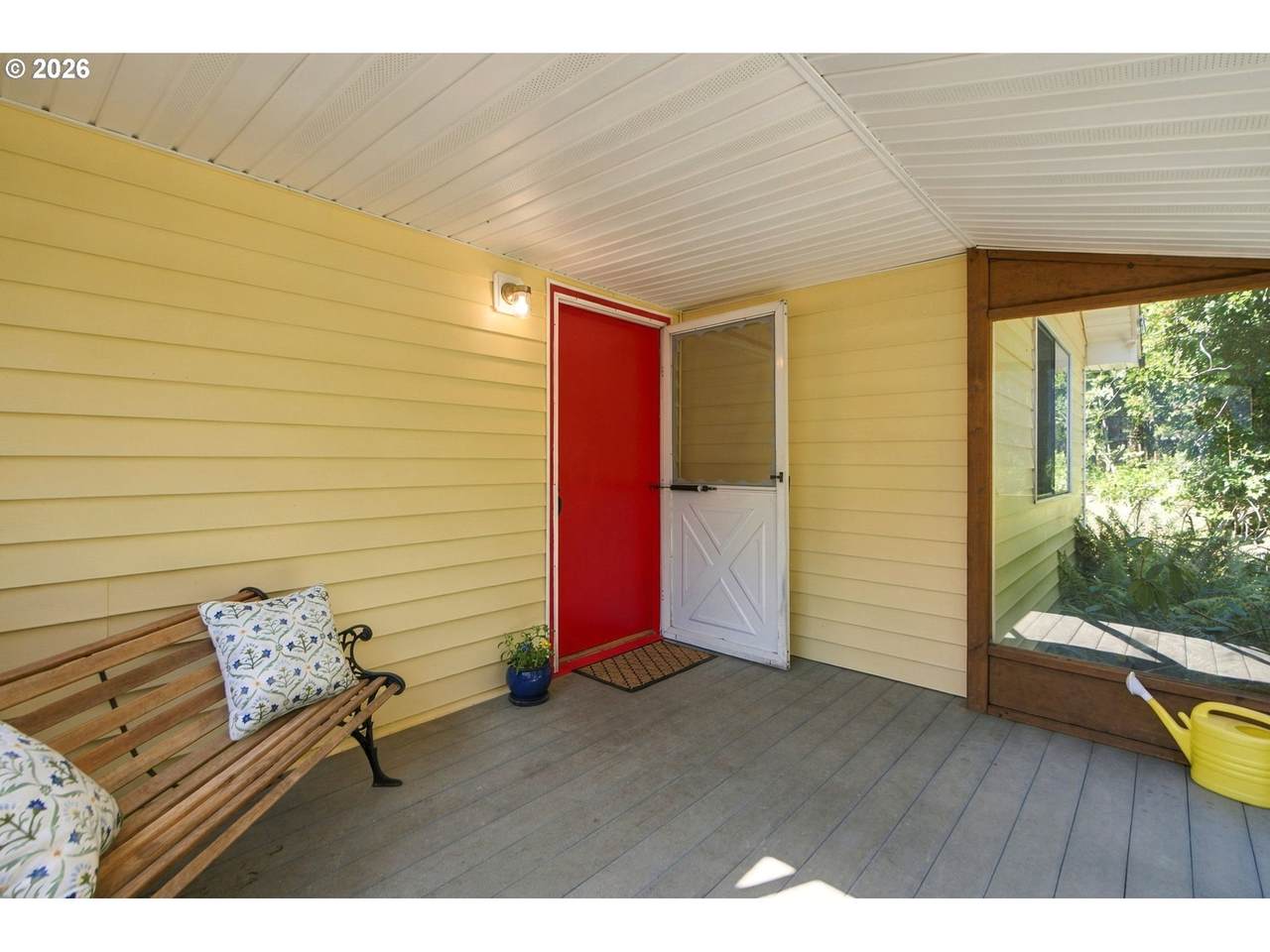 https://bt-photos.global.ssl.fastly.net/portland/1280_boomver_1_571823067-2.jpg