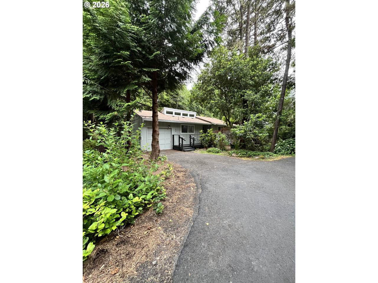 https://bt-photos.global.ssl.fastly.net/portland/1280_boomver_1_572107380-2.jpg