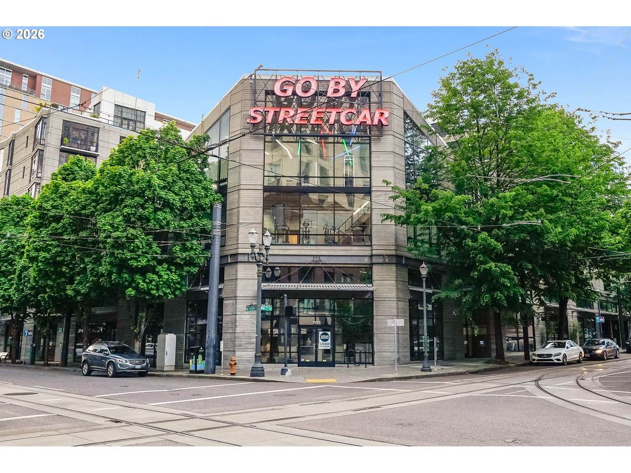 https://bt-photos.global.ssl.fastly.net/portland/1280_boomver_1_573953671-2.jpg