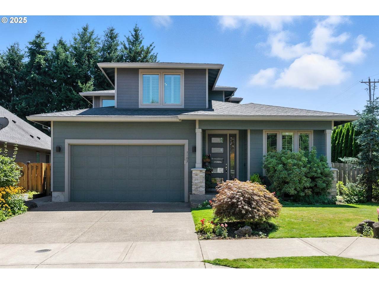 1103 17TH Ave - Photo 1