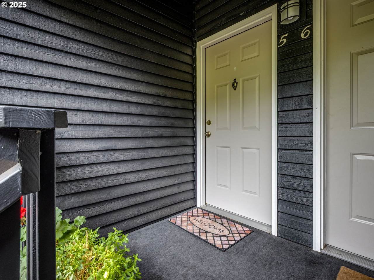 https://bt-photos.global.ssl.fastly.net/portland/1280_boomver_1_575863445-2.jpg