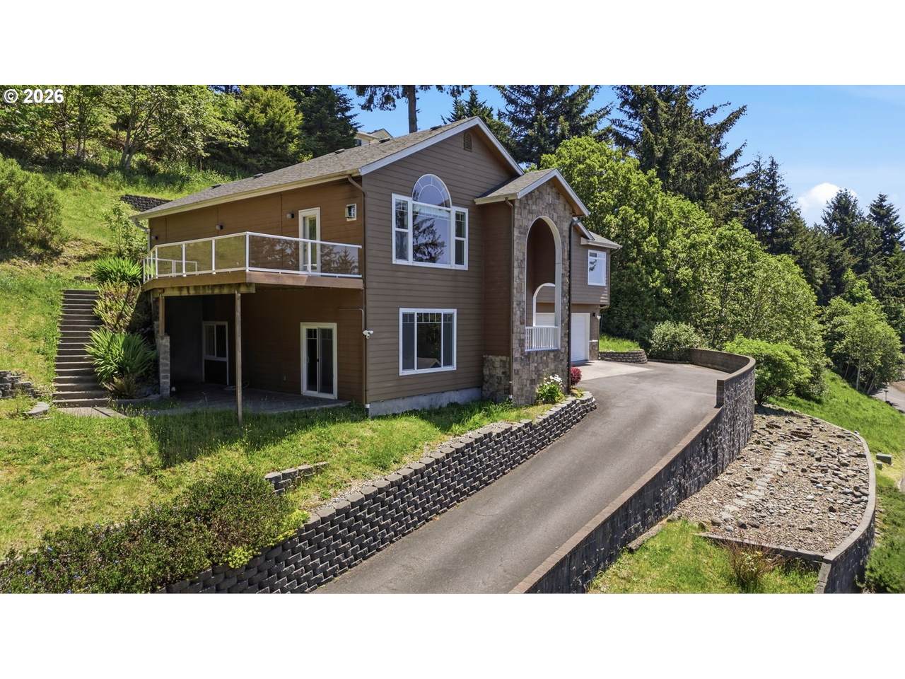 https://bt-photos.global.ssl.fastly.net/portland/1280_boomver_1_576249011-2.jpg