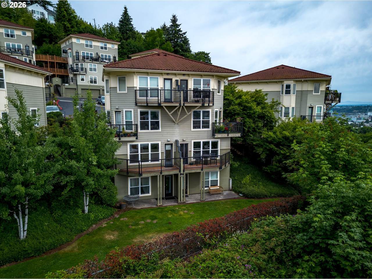 https://bt-photos.global.ssl.fastly.net/portland/1280_boomver_1_576358818-2.jpg