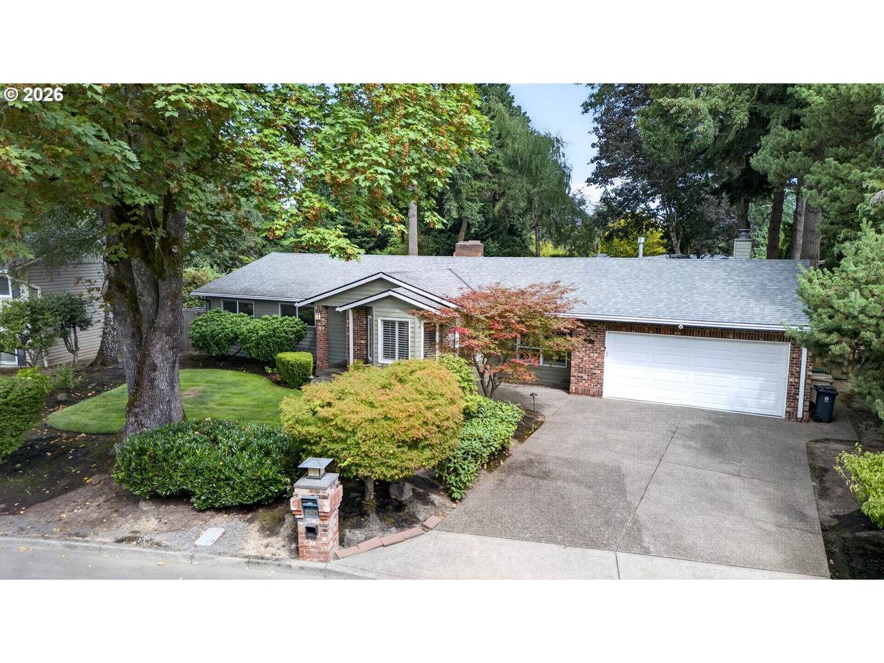 1545 Cloverleaf Rd - Photo 1