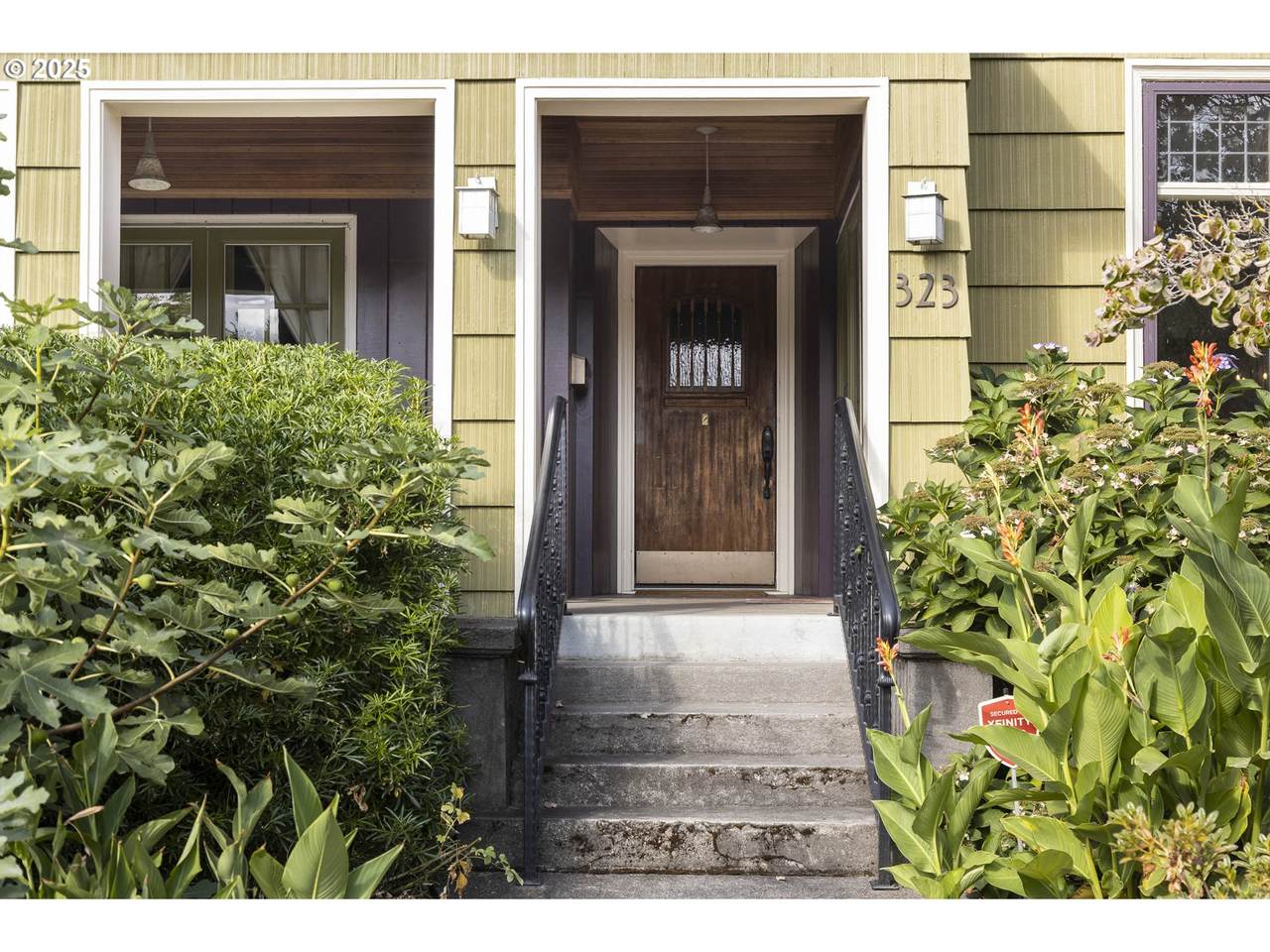 https://bt-photos.global.ssl.fastly.net/portland/1280_boomver_1_578361630-2.jpg