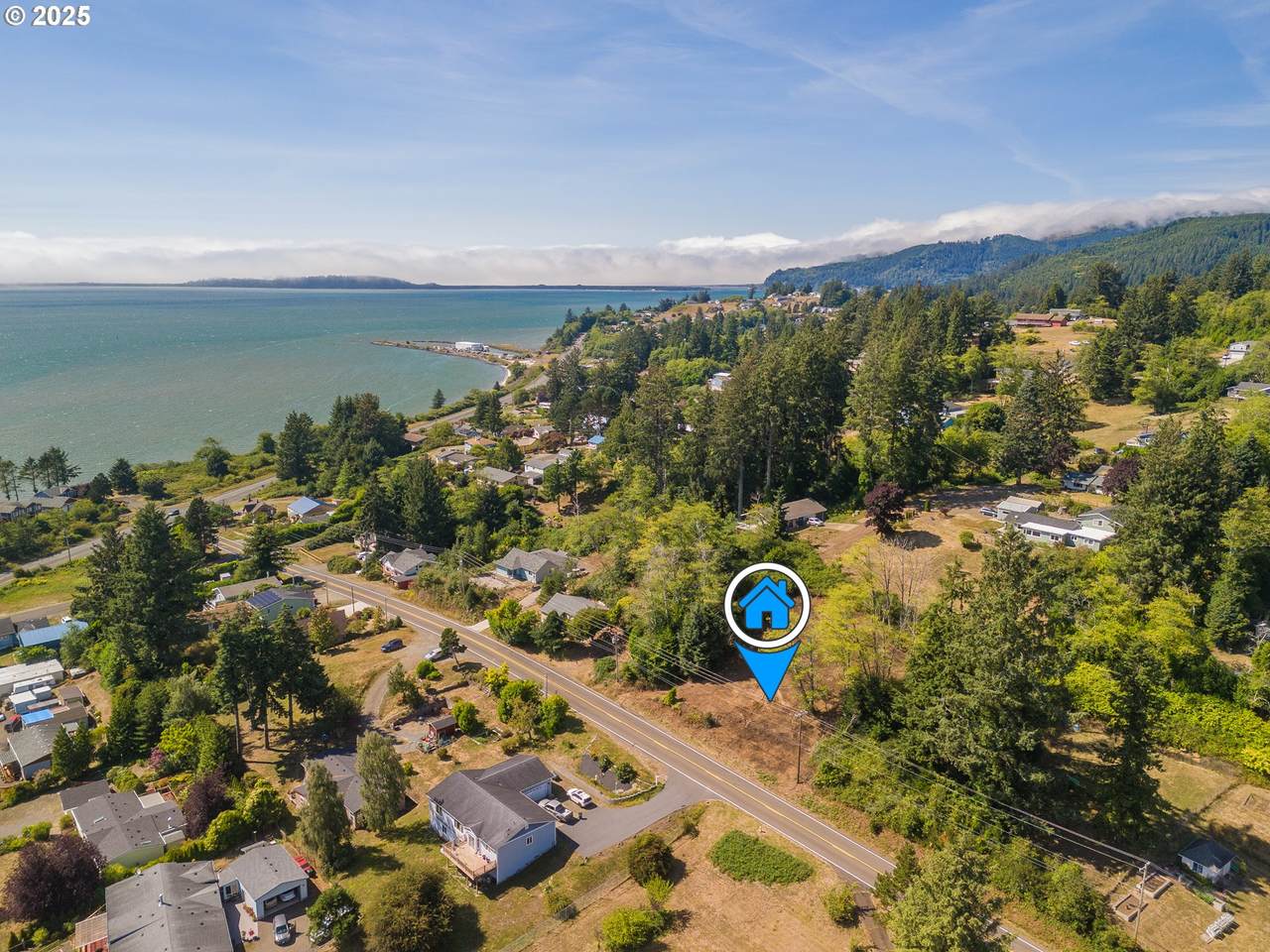 6230 Tillamook Ave - Photo 1