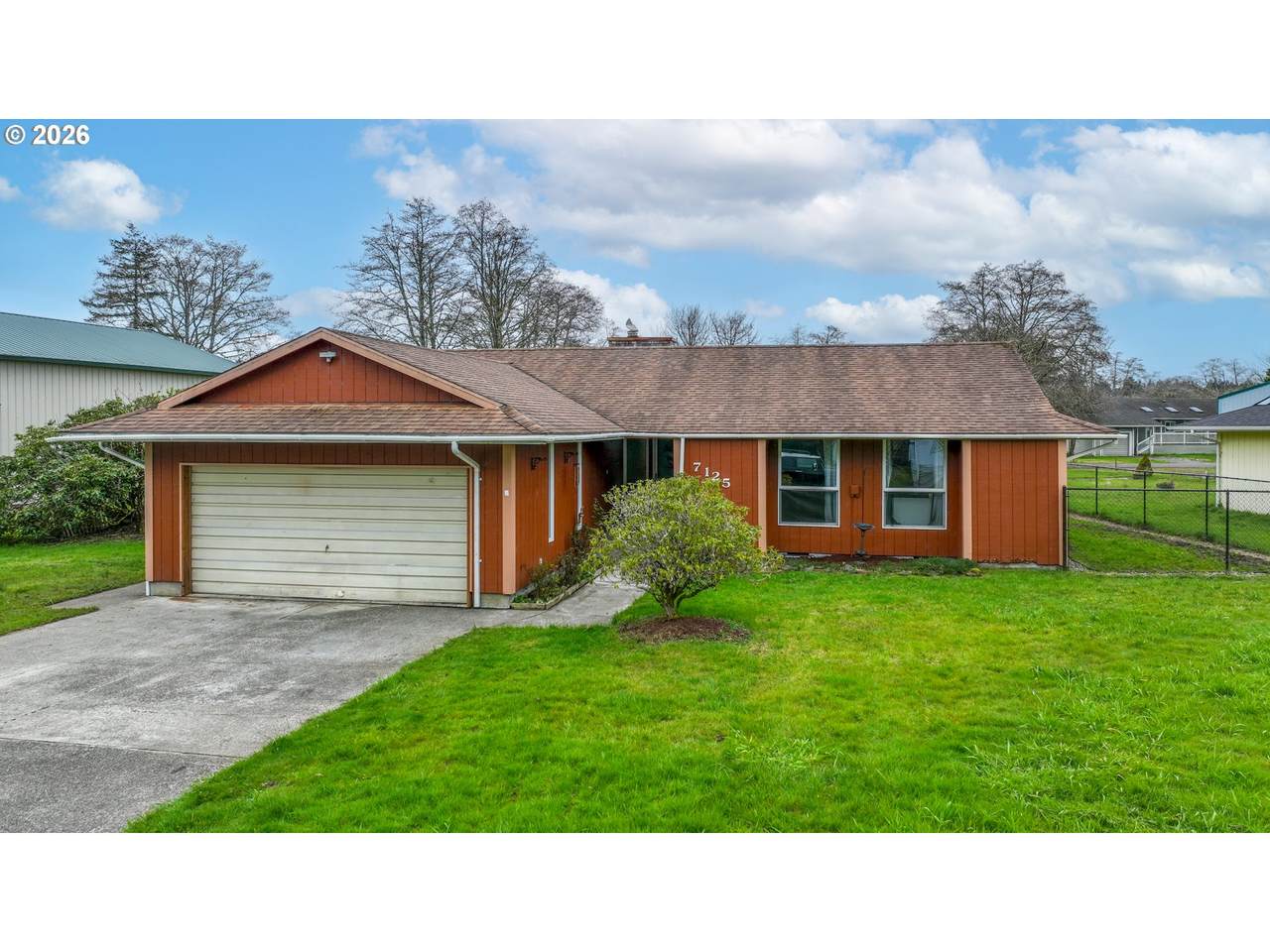 7125 Scarboro Ln - Photo 1