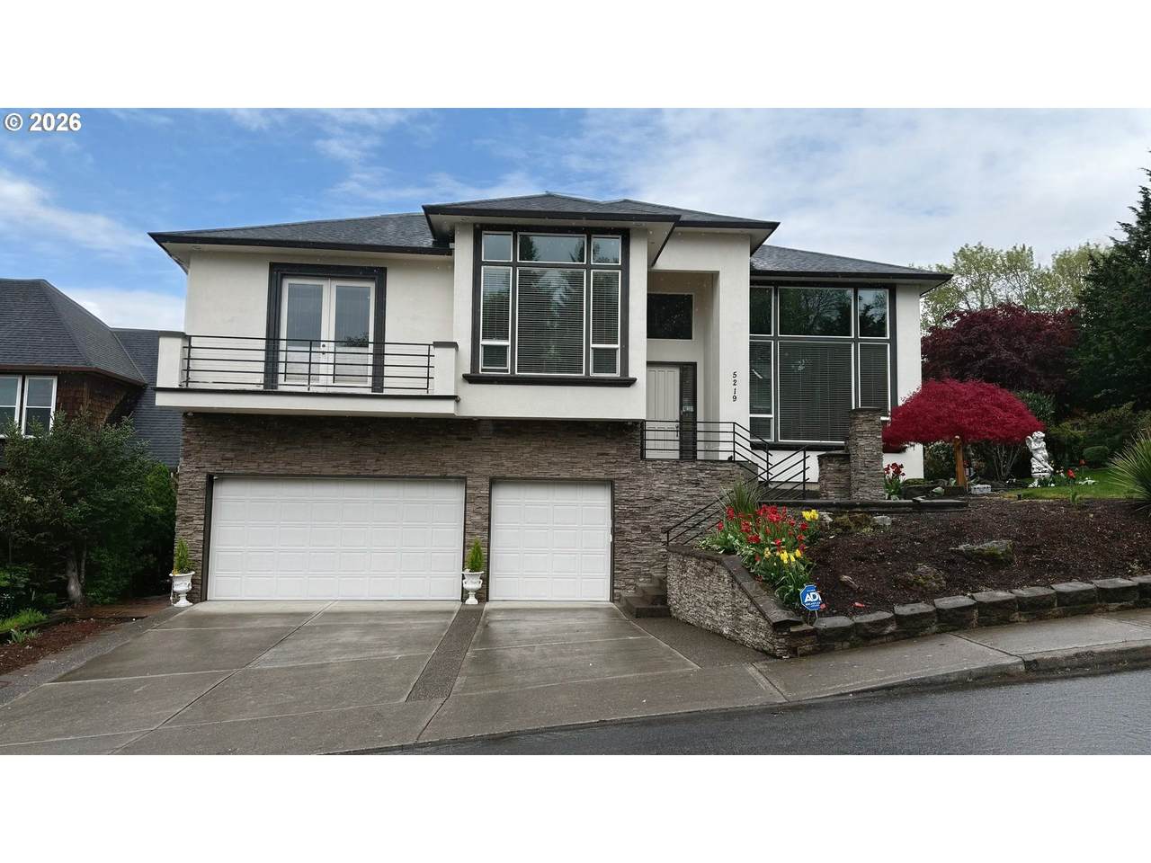 5219 Fernridge Dr - Photo 1