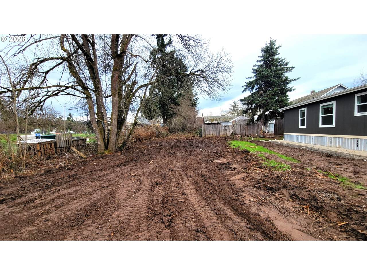 https://bt-photos.global.ssl.fastly.net/portland/1280_boomver_1_579833090-2.jpg