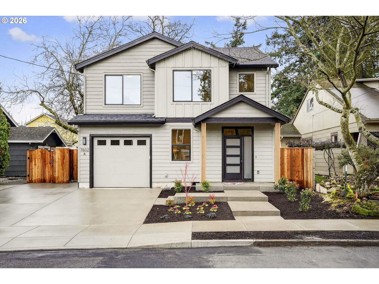 7602 Carlton St - Photo 1