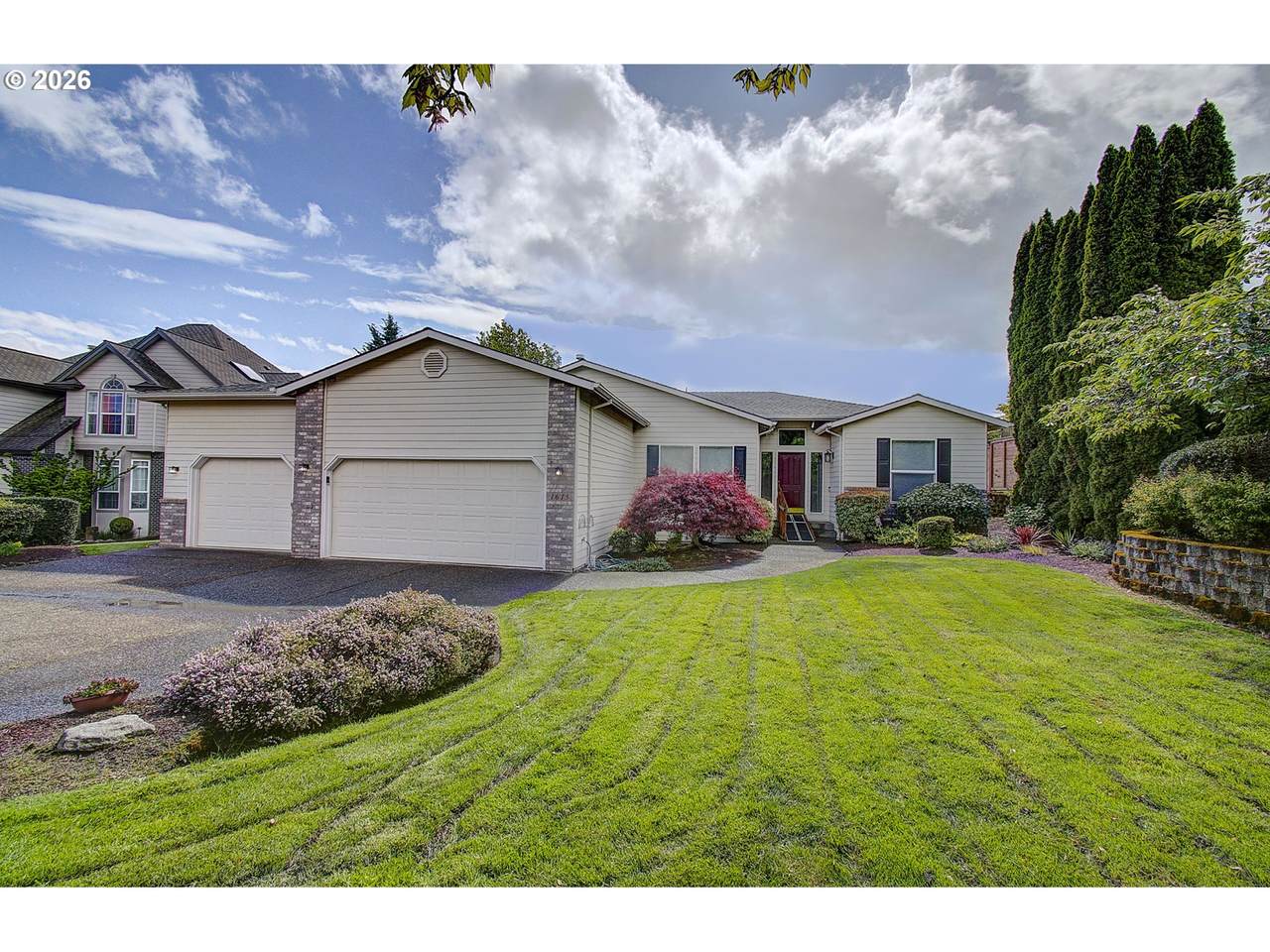 1615 Sisters Ct - Photo 1