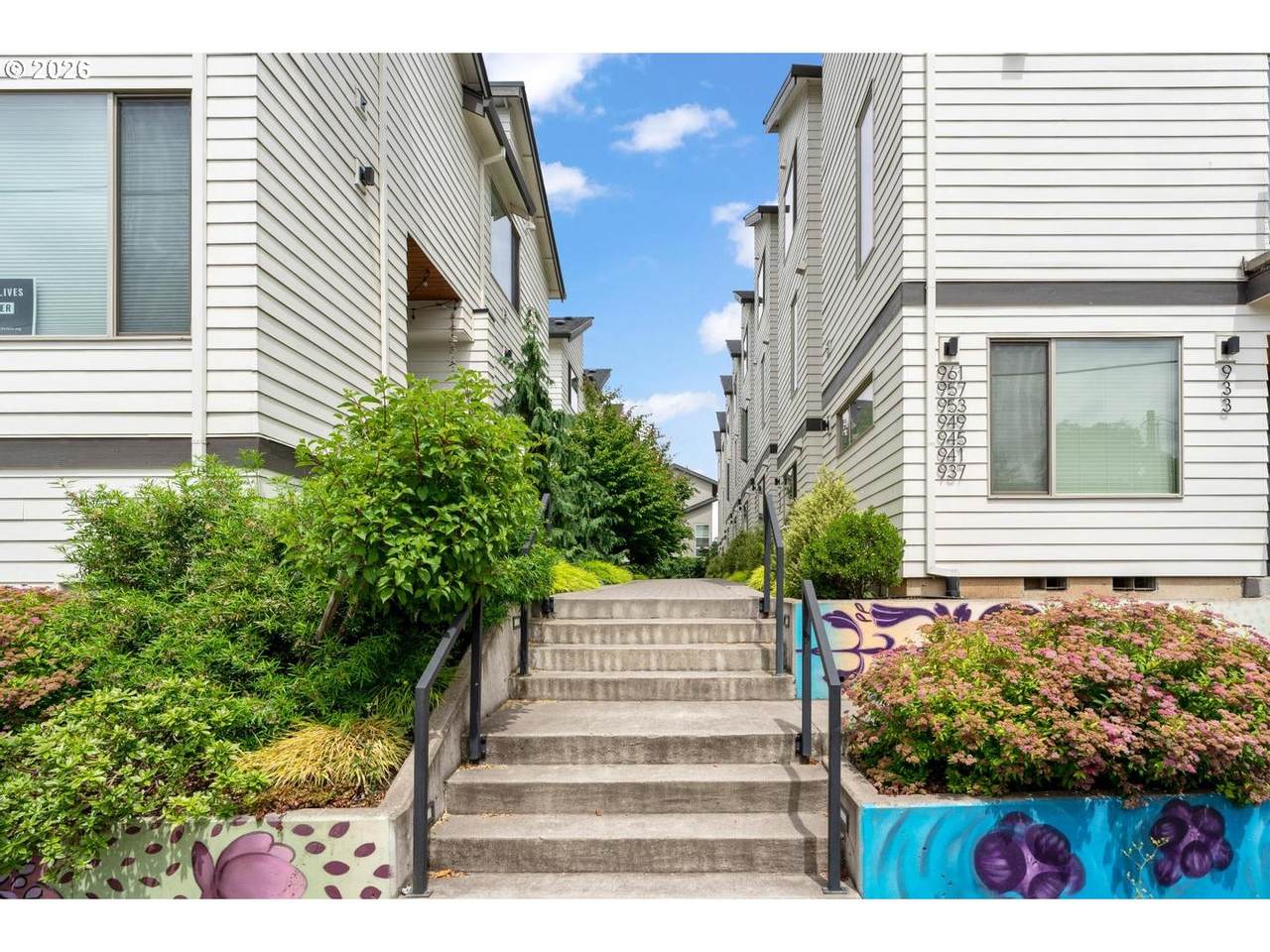 https://bt-photos.global.ssl.fastly.net/portland/1280_boomver_1_581194284-2.jpg